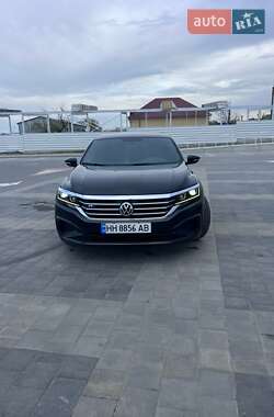 Седан Volkswagen Passat 2019 в Одесі