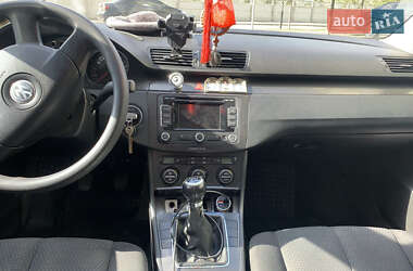 Седан Volkswagen Passat 2007 в 