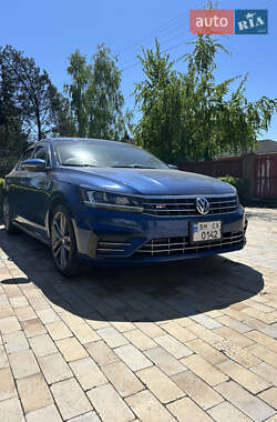 Седан Volkswagen Passat 2016 в Гатне