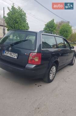 Универсал Volkswagen Passat 2001 в 