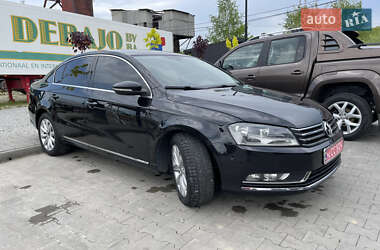 Седан Volkswagen Passat 2011 в 