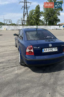Седан Volkswagen Passat 2003 в 