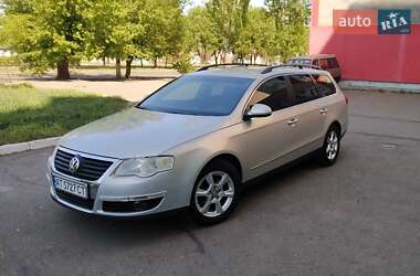 Універсал Volkswagen Passat 2010 в Миколаєві