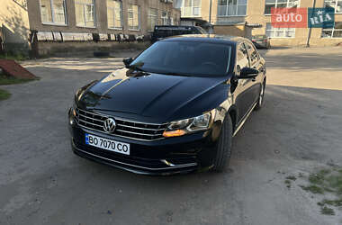 Седан Volkswagen Passat 2016 в 