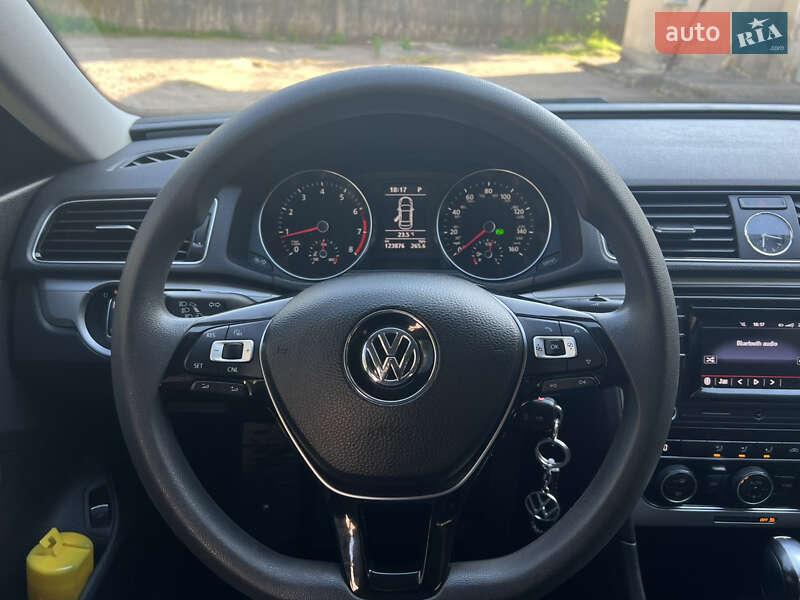 Седан Volkswagen Passat 2016 в Тернополе фото 13 Седан Volkswagen Passat 2016 в Тернополе