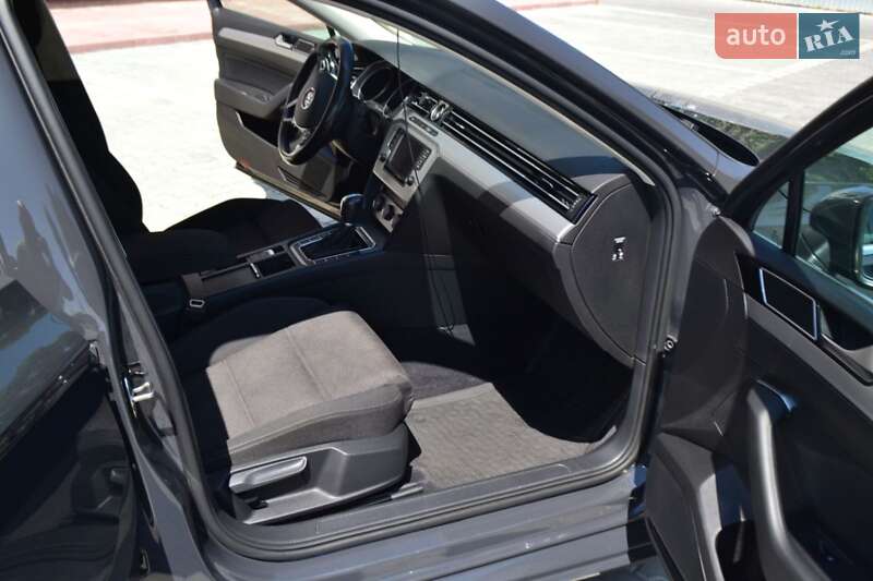 Универсал Volkswagen Passat 2015 в Хмельницком фото 24 Универсал Volkswagen Passat 2015 в Хмельницком