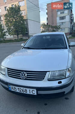 Седан Volkswagen Passat 2000 в 