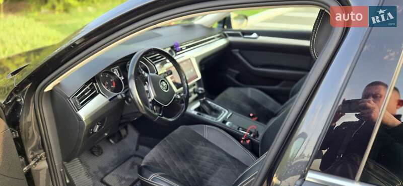 Универсал Volkswagen Passat 2017 в Харькове