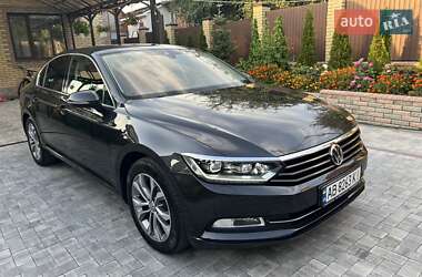 Седан Volkswagen Passat 2018 в Виннице