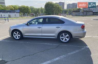 Седан Volkswagen Passat 2012 в 