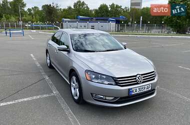 Седан Volkswagen Passat 2012 в 