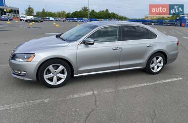 Седан Volkswagen Passat 2012 в 