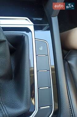 Универсал Volkswagen Passat 2017 в 