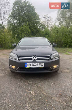Универсал Volkswagen Passat 2013 в Чернигове