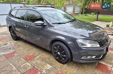 Універсал Volkswagen Passat 2011 в 