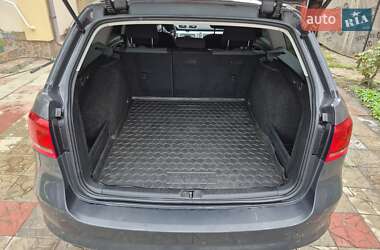 Універсал Volkswagen Passat 2011 в 