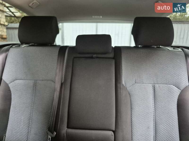 Універсал Volkswagen Passat 2011 в Києві