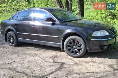 Седан Volkswagen Passat 2004 в Запорожье