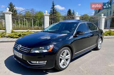 Седан Volkswagen Passat 2011 в 