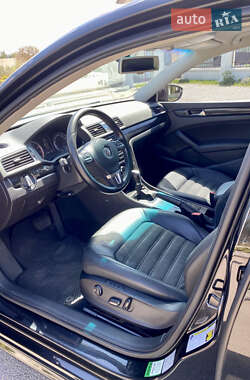 Седан Volkswagen Passat 2011 в 