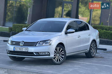 Седан Volkswagen Passat 2012 в 