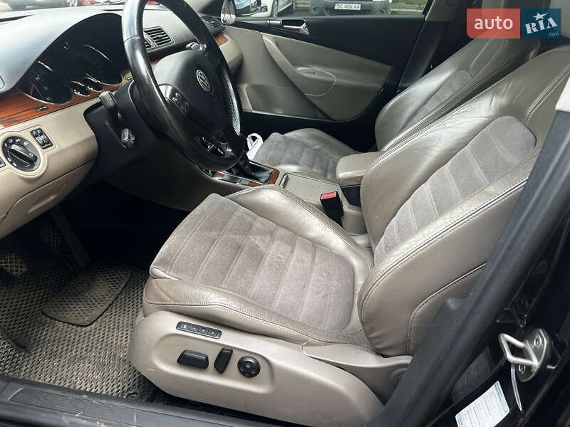 Універсал Volkswagen Passat 2005 в Львові