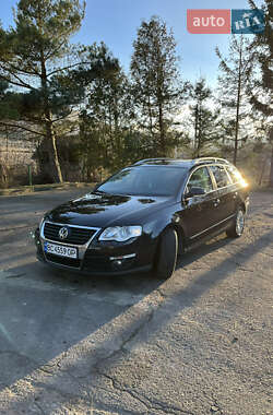 Универсал Volkswagen Passat 2010 в Львове