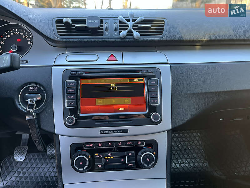 Универсал Volkswagen Passat 2010 в Львове