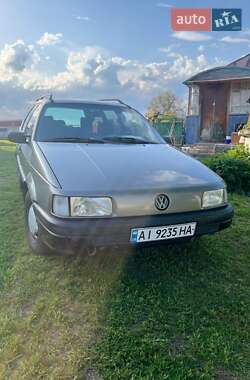 Универсал Volkswagen Passat 1993 в Кагарлыке