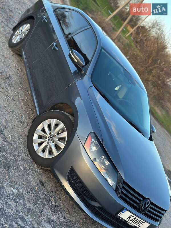 Седан Volkswagen Passat 2015 в Полтаве