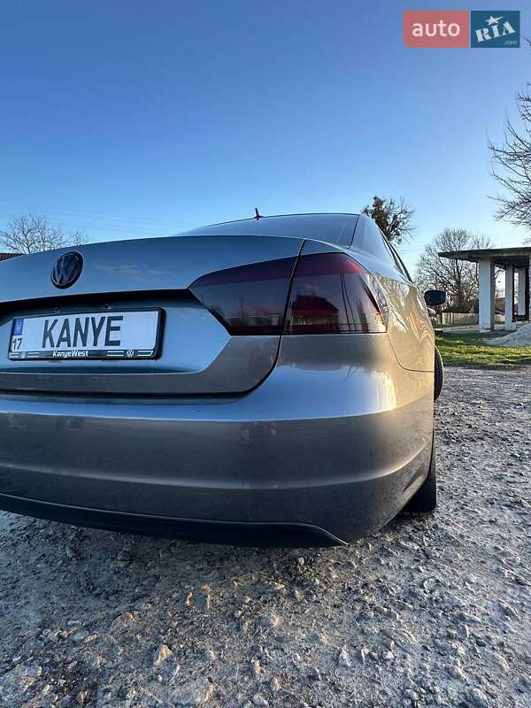Седан Volkswagen Passat 2015 в Полтаве
