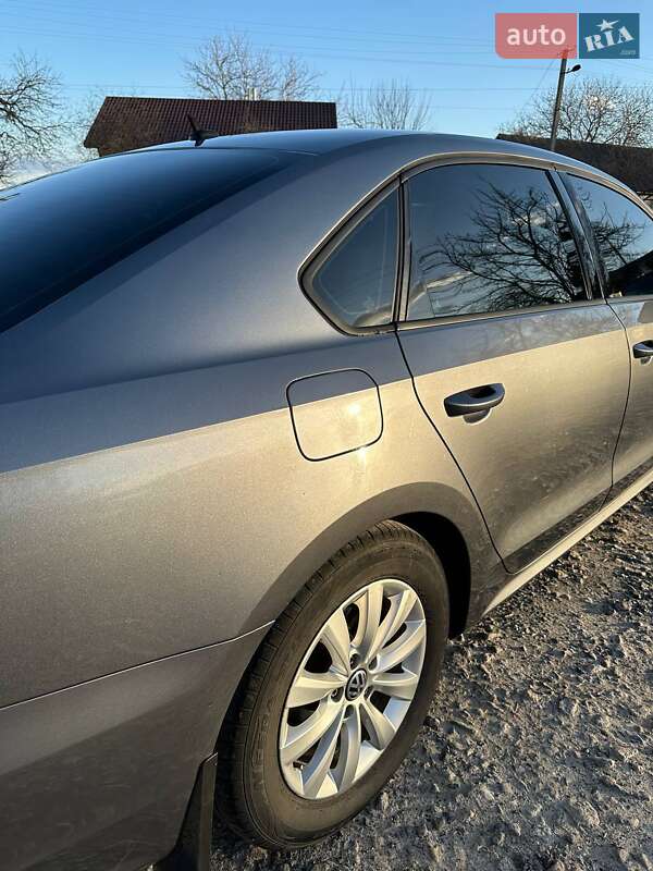 Седан Volkswagen Passat 2015 в Полтаве