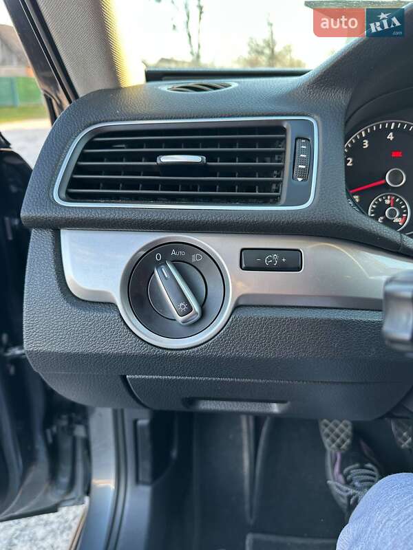 Седан Volkswagen Passat 2015 в Полтаве