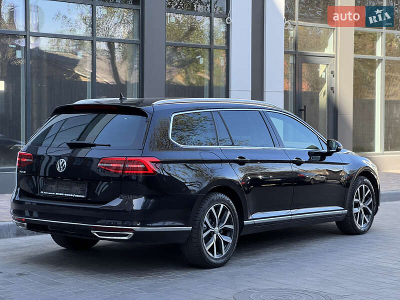 Універсал Volkswagen Passat 2019 в Вінниці