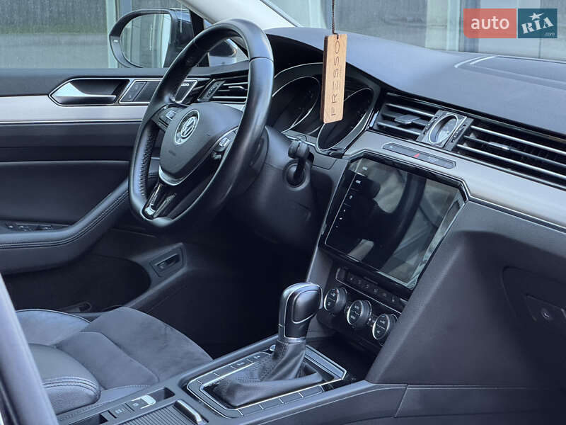 Універсал Volkswagen Passat 2019 в Вінниці