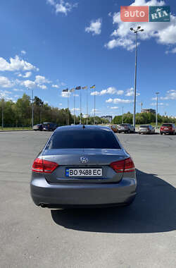 Седан Volkswagen Passat 2012 в 