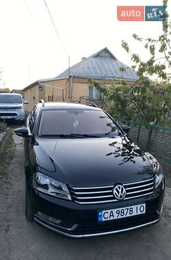 Универсал Volkswagen Passat 2011 в Умани