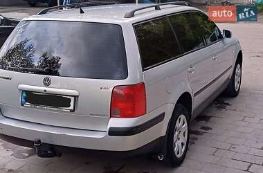 Універсал Volkswagen Passat 2000 в 
