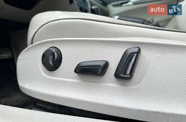 Седан Volkswagen Passat 2016 в 