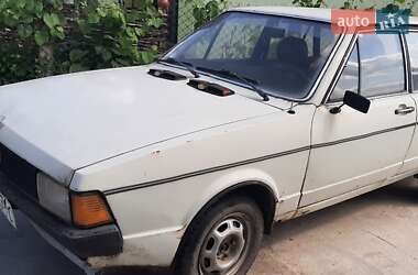 Универсал Volkswagen Passat 1978 в Кицмани