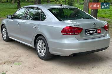 Седан Volkswagen Passat 2014 в 