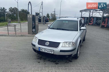 Універсал Volkswagen Passat 2003 в Малині