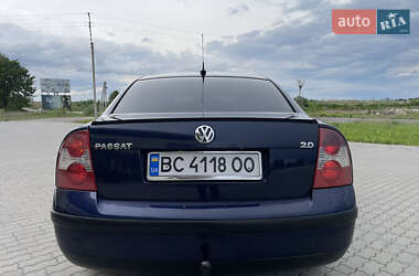 Седан Volkswagen Passat 2002 в 