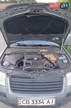 Універсал Volkswagen Passat 2003 в 