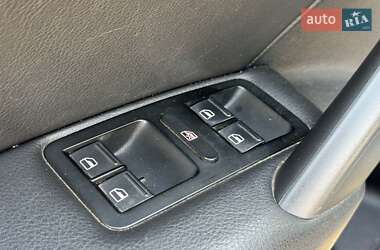 Седан Volkswagen Passat 2015 в 