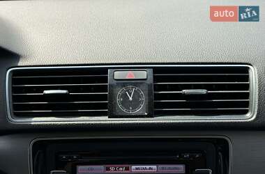 Седан Volkswagen Passat 2015 в 