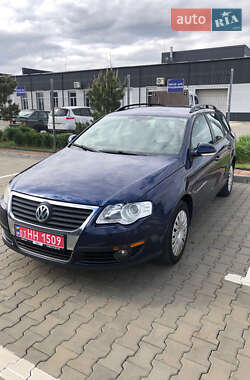Універсал Volkswagen Passat 2006 в Луцьку
