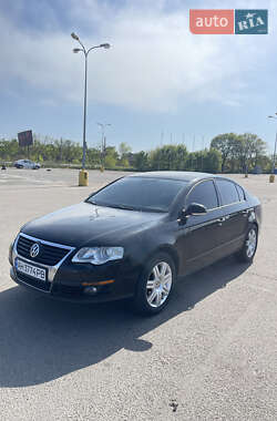 Седан Volkswagen Passat 2010 в Одесі