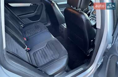 Універсал Volkswagen Passat 2012 в 