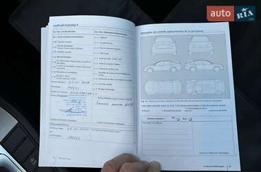 Універсал Volkswagen Passat 2012 в 